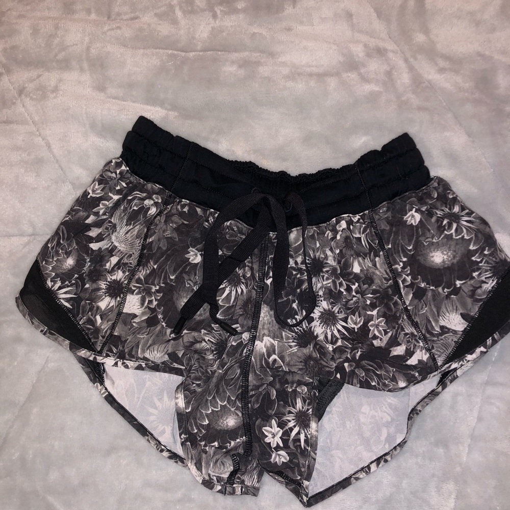Lulu lemon shorts